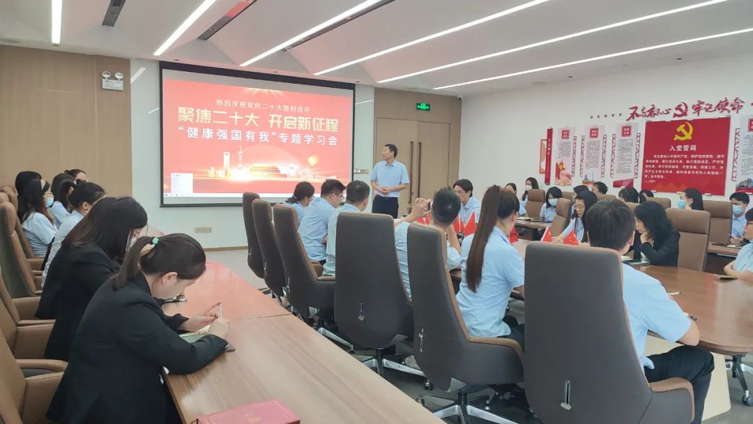 /><br /></span></p>
<p><br /></p>
<p style=